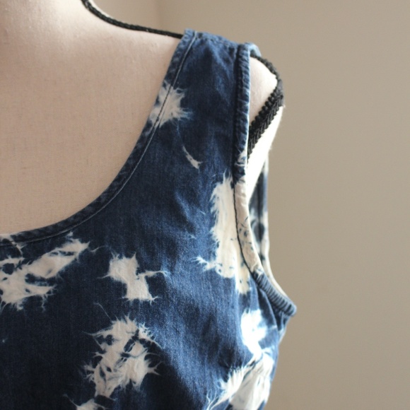 Forever 21, Acid wash denim open back 90's dress - Picture 5 of 8
